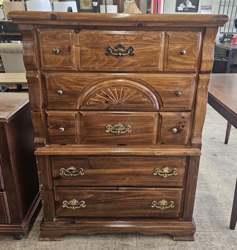Sunset Ridge Pine Chest - FREE DELIVERY