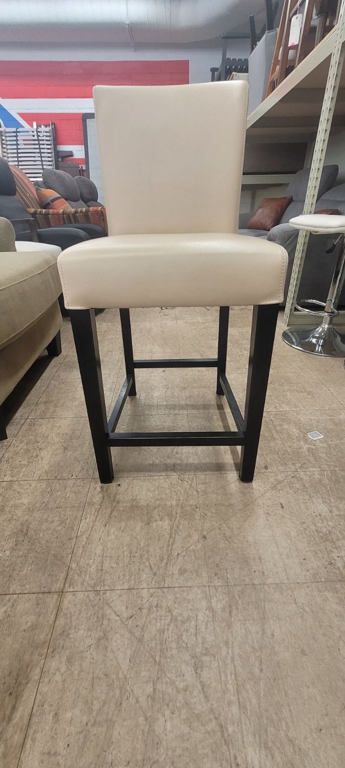 Cream City Counter Stools (Set of 3)