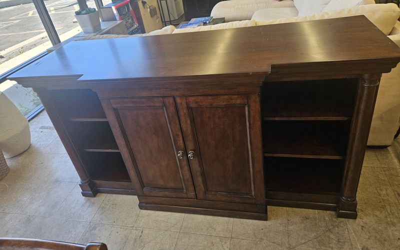Estate Collection TV Console &amp; Entertainment Center - FREE DELIVERY