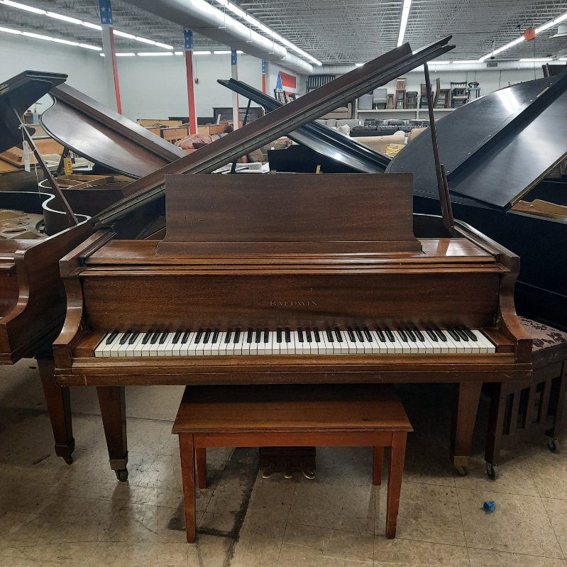 Really Nice Baldwin Baby Grand Piano