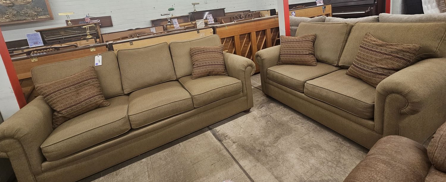 Traditional Tan Sofa &amp; Loveseat Set