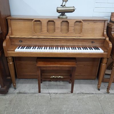 Kimball Prelude Console