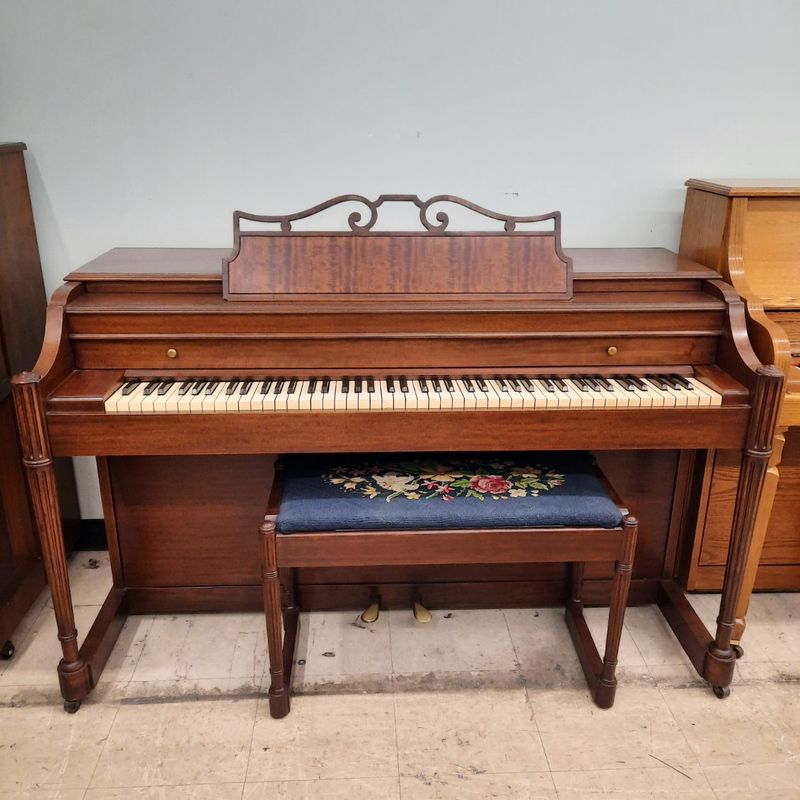 Baldwin Spinet Piano 4