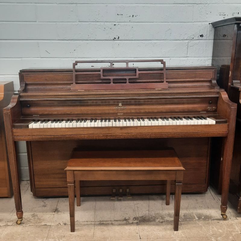 Lester Betsy Ross Console Piano