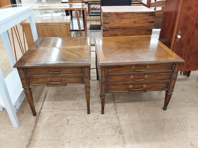Set of 2 Parquet Heritage End Tables