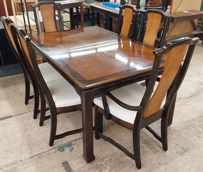 Broyhill Furniture Two-Tone Expandable Dining Set - FREE DELIVERY