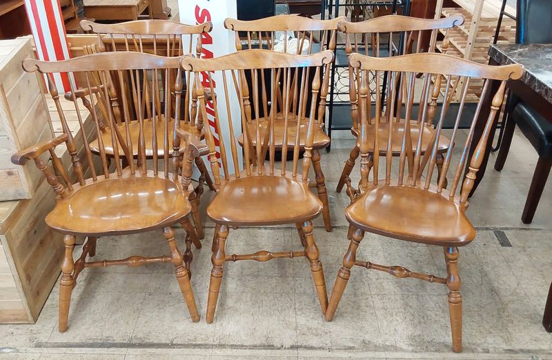 Set of 6 Windsor Dining Chairs