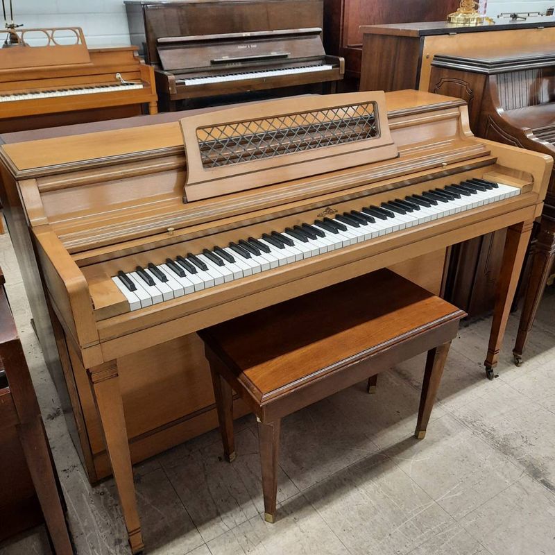 Blonde MCM Wurlitzer Spinet