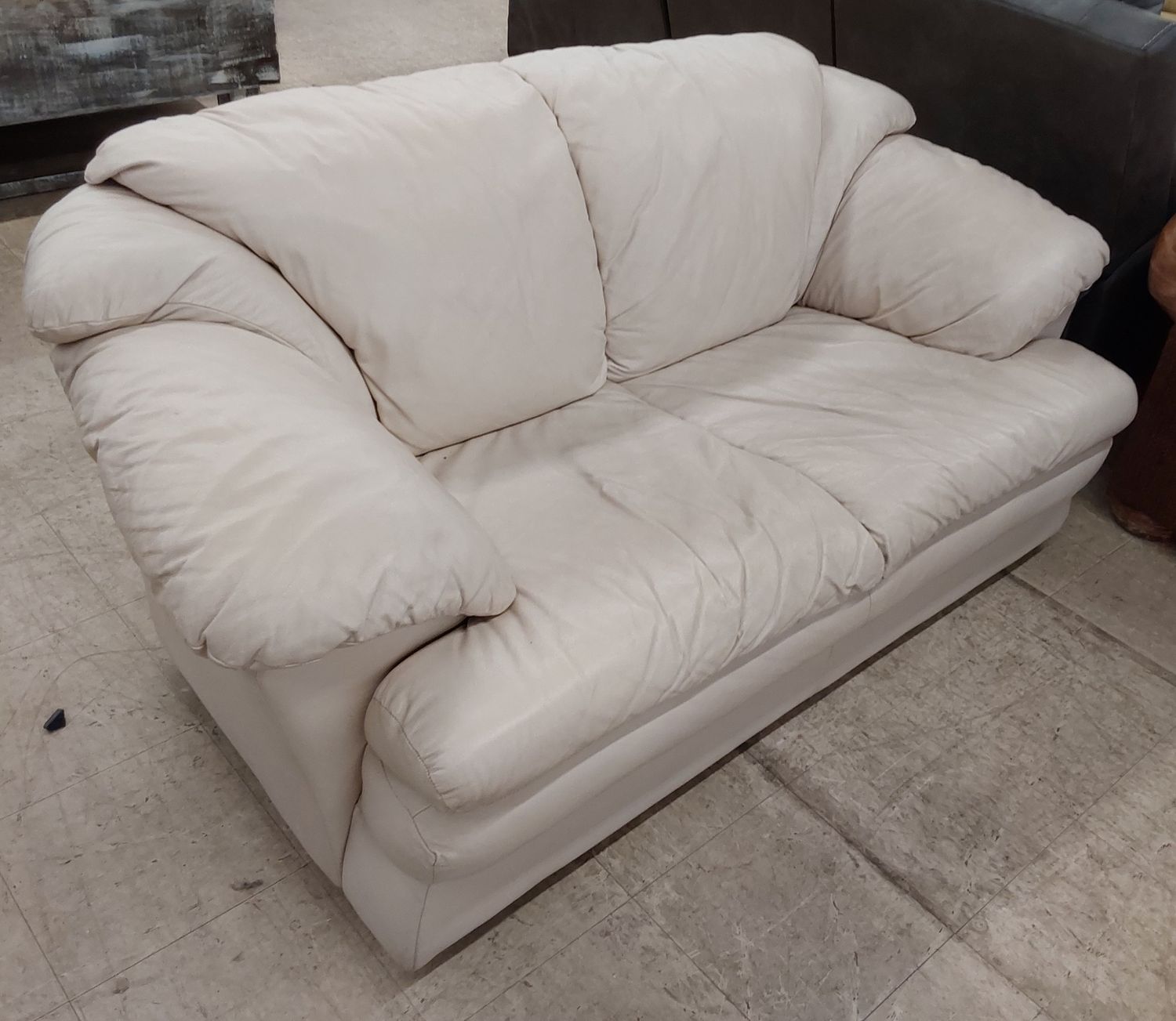 Made in Italy Cream Leather Loveseat