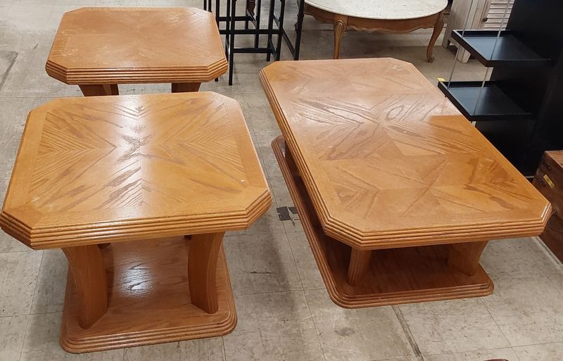 Statement 3-piece Coffee and End Table Set