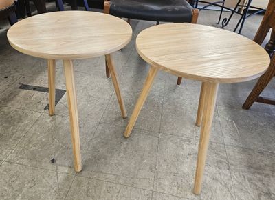 Set of 2 Light Finish Stools