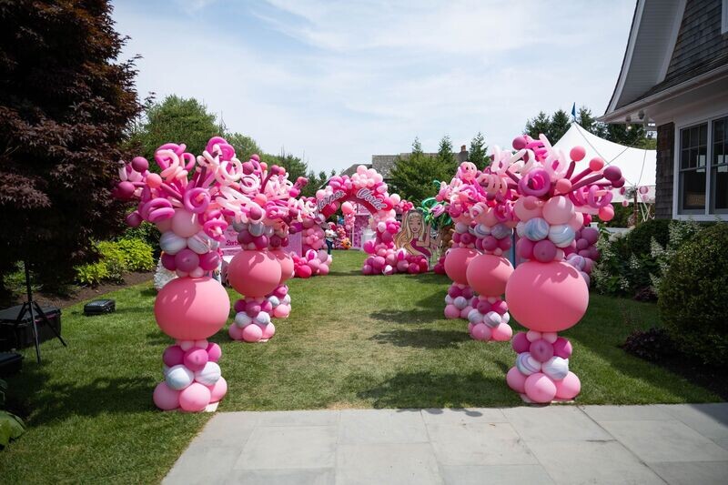 Fantasy Balloon Column
