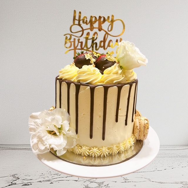 Chocolate Salted Caramel Drip Cake