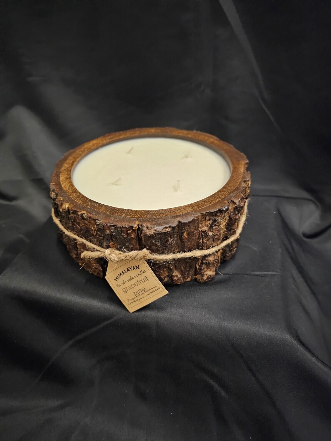 Dharamsala_ Tree Bark Pot - Medium- Frangrance Grapefruit Pine