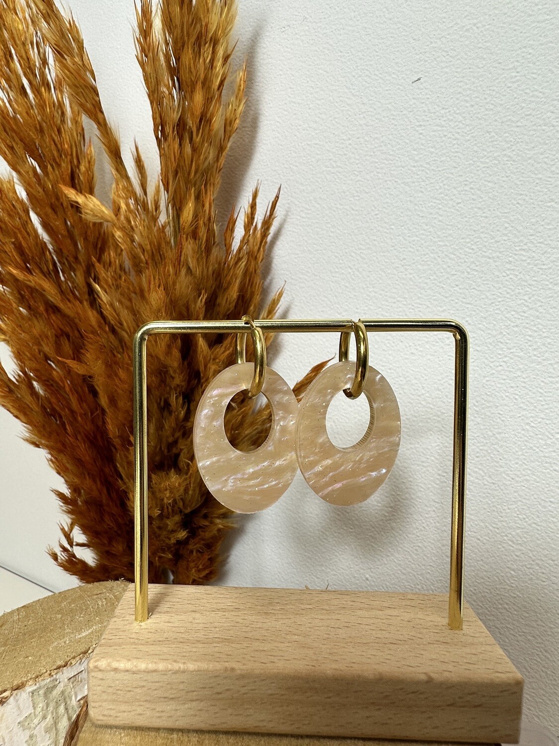 Oval &amp; Ring - Pearly Pink