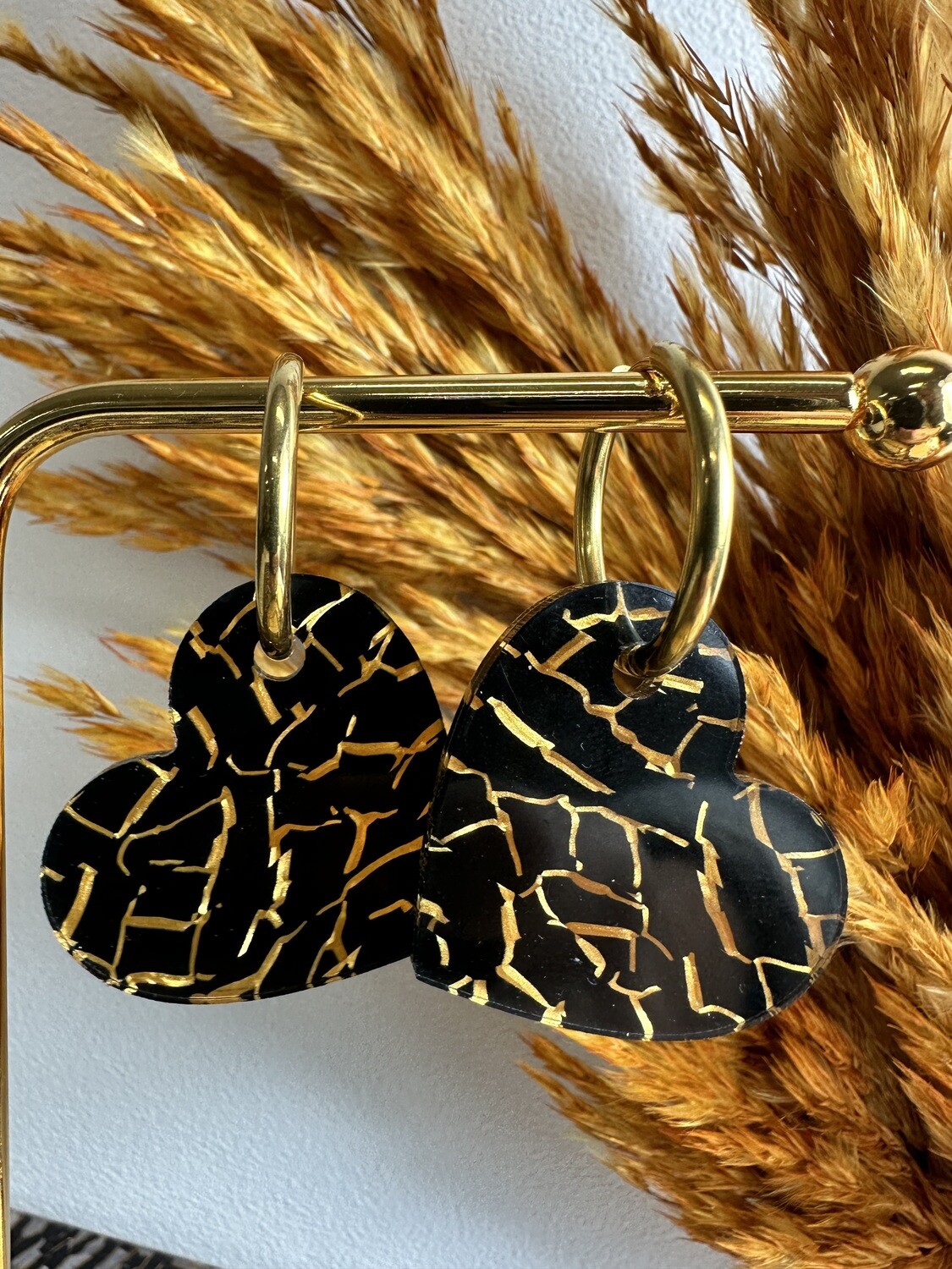 Big heart &amp; ring- Black &amp; Gold