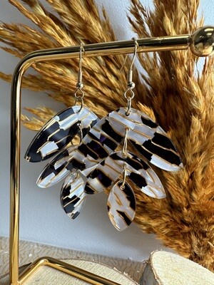 Spring - White, Black &amp; Gold