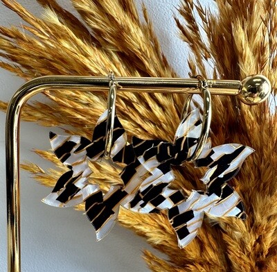 Star flower - White, Black &amp; Gold