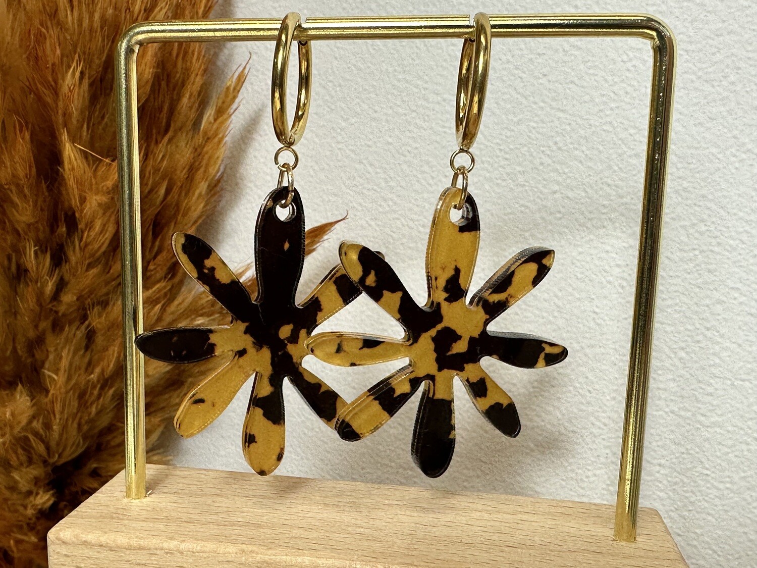 Big flower - Dark Animal