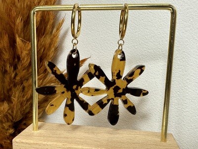 Big flower - Dark Animal