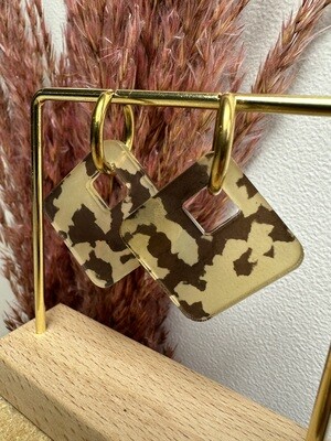 Square &amp; ring - Light Animal