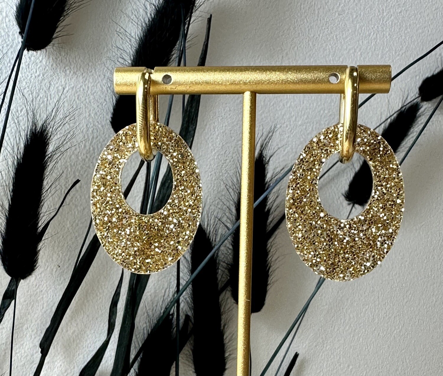 Oval &amp; ring -Soft Gold Glitter