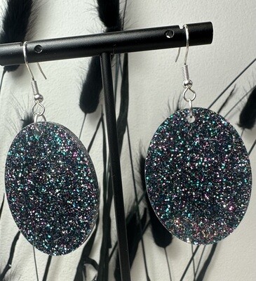 Oval - Multi Color Grey Glitter