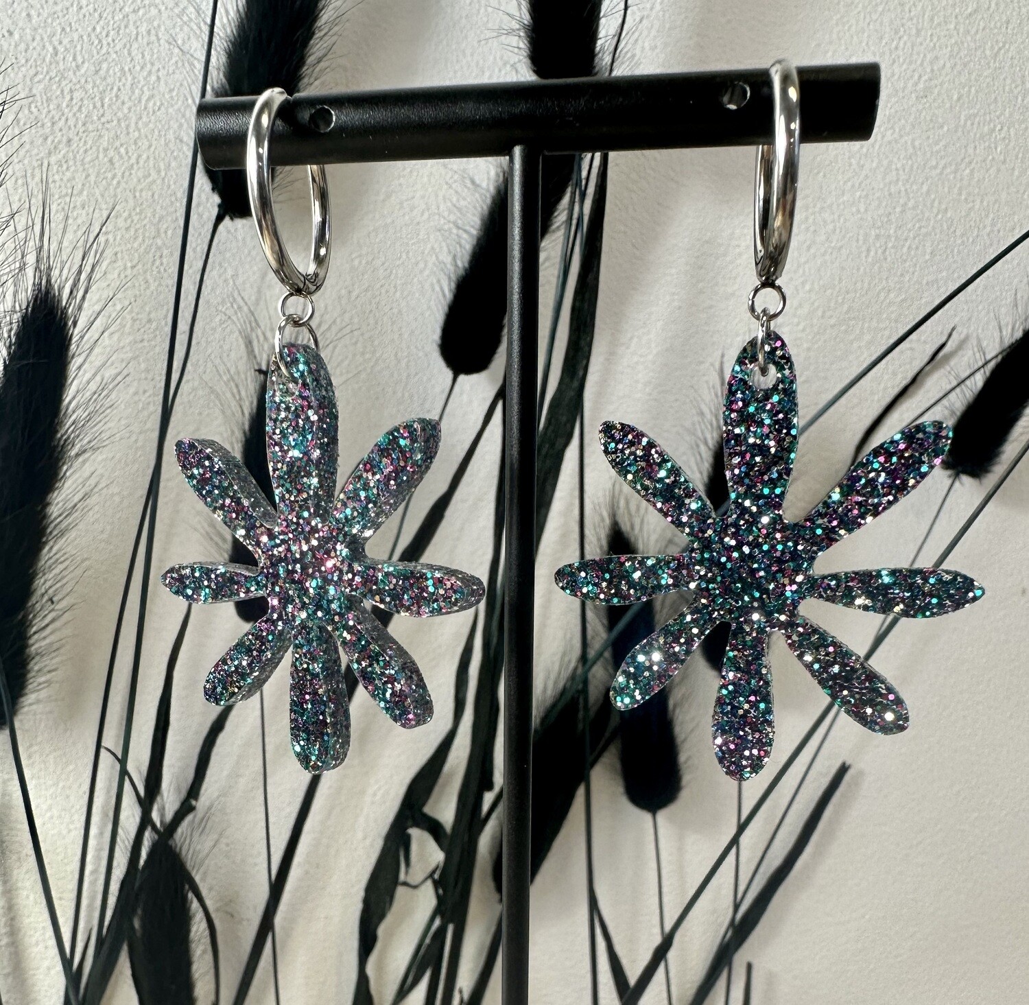 Big flower - Multi Color Grey Glitter