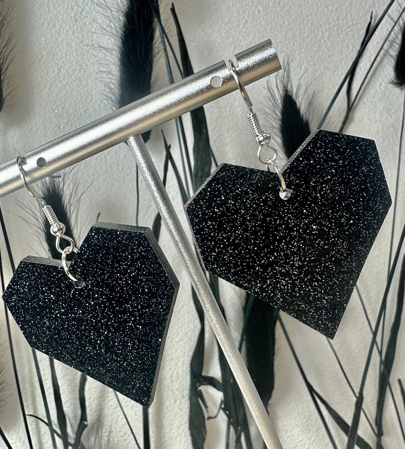 Squared heart - Black-silver glitter