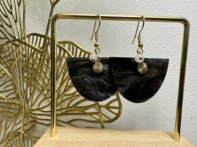 Half moon - Silver-gold galaxy