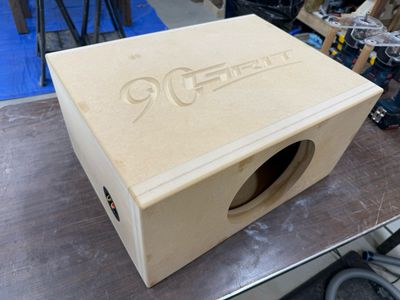 Single 10 Inch Universal Subwoofer Enclosure/Box