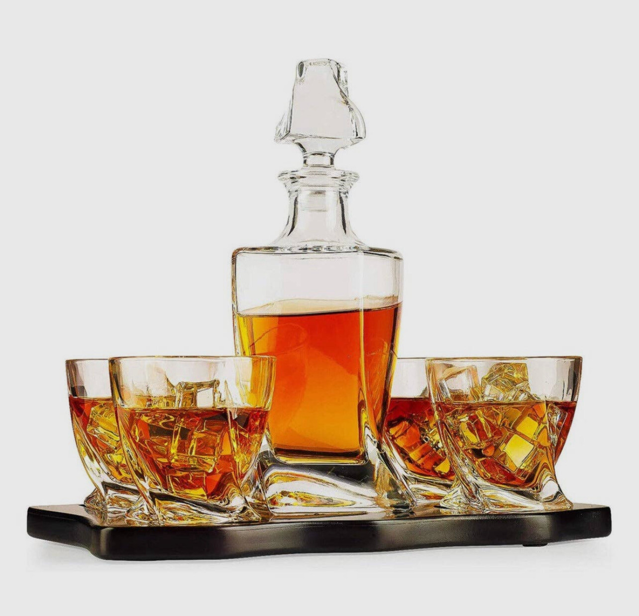 Twist Decanter With 4 Glasses