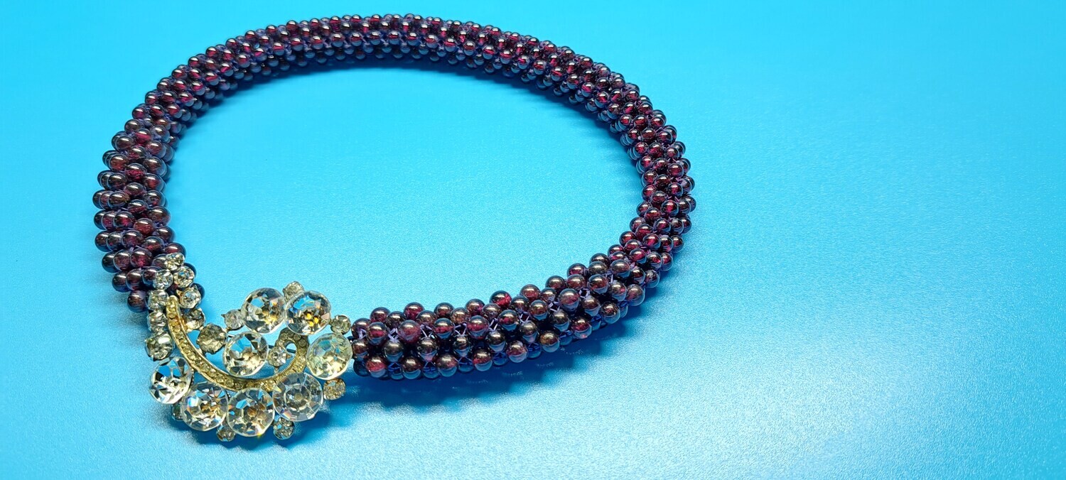 Garnet Collar