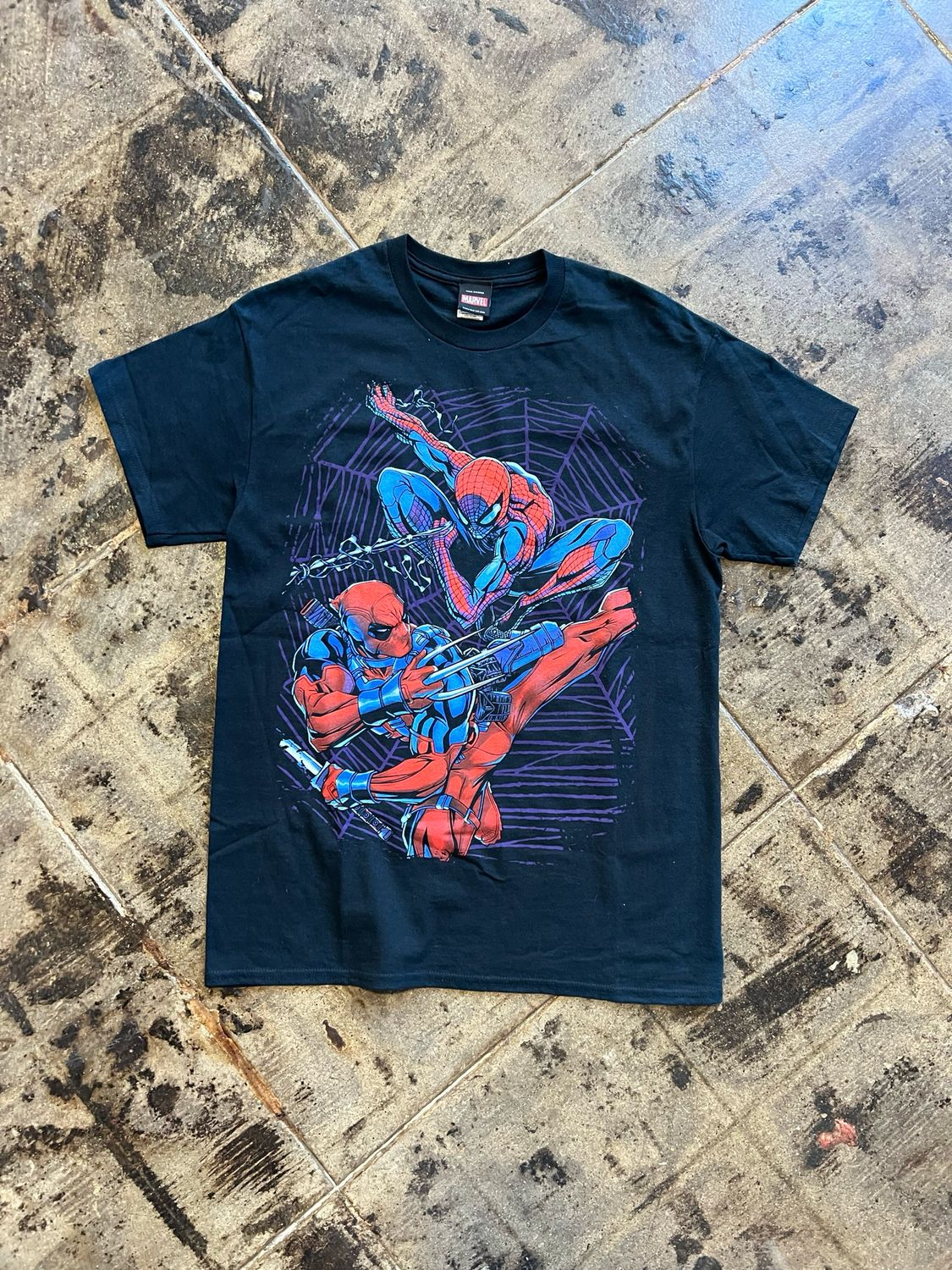 MARVEL SPIDER-MAN &amp; DEADPOOL TEE SZ: MED