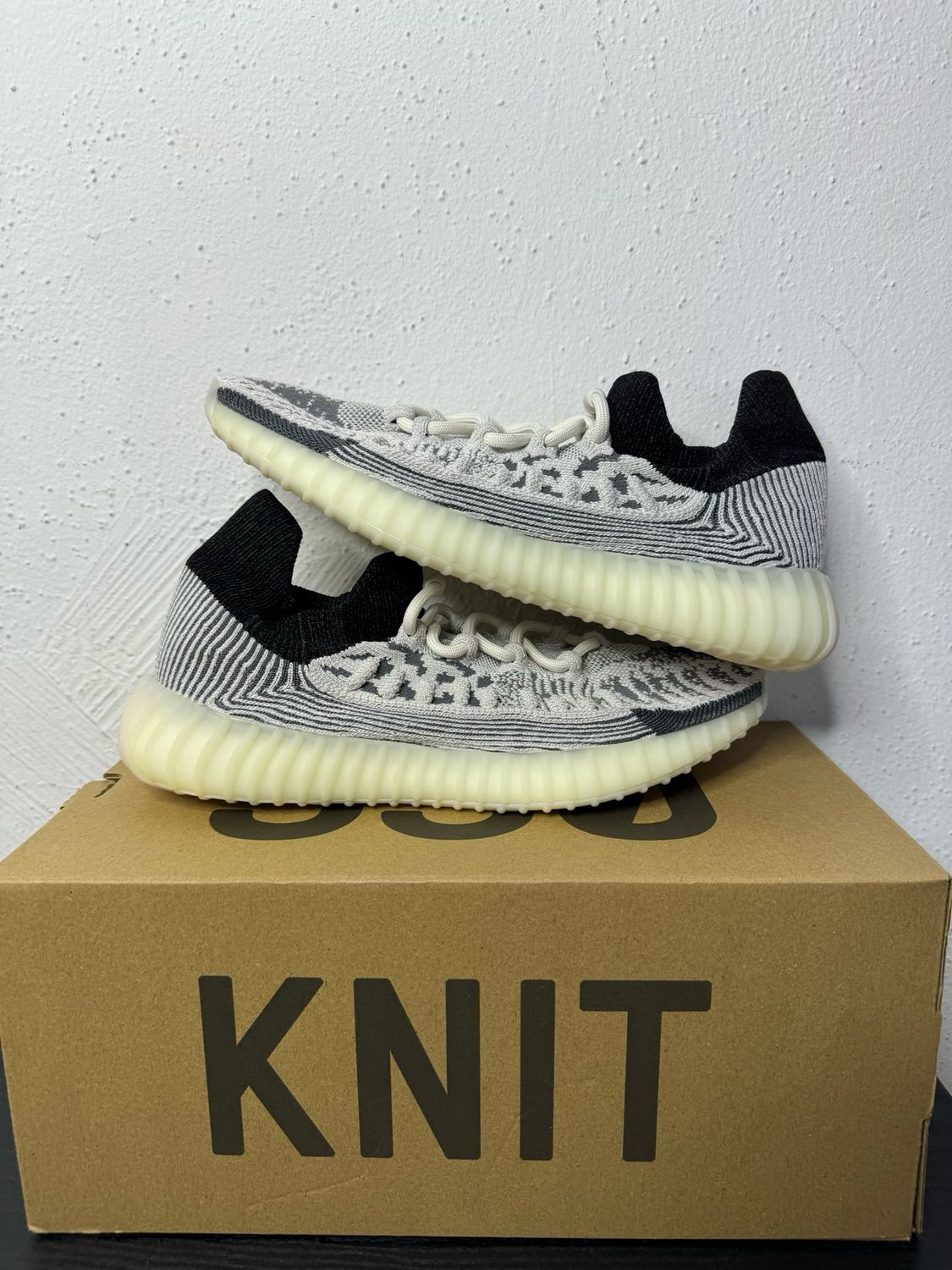 YEEZY 350 V2 CMPCT SLATE PANDA
