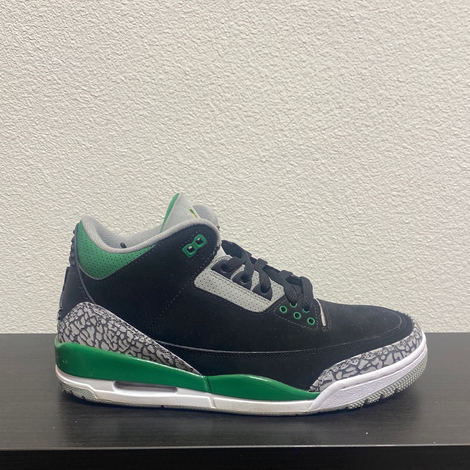JORDAN 3 PINE GREEN (USED)