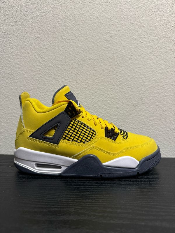 JORDAN 4 LIGHTNING (USED) SIZE:4.5Y(6W)
