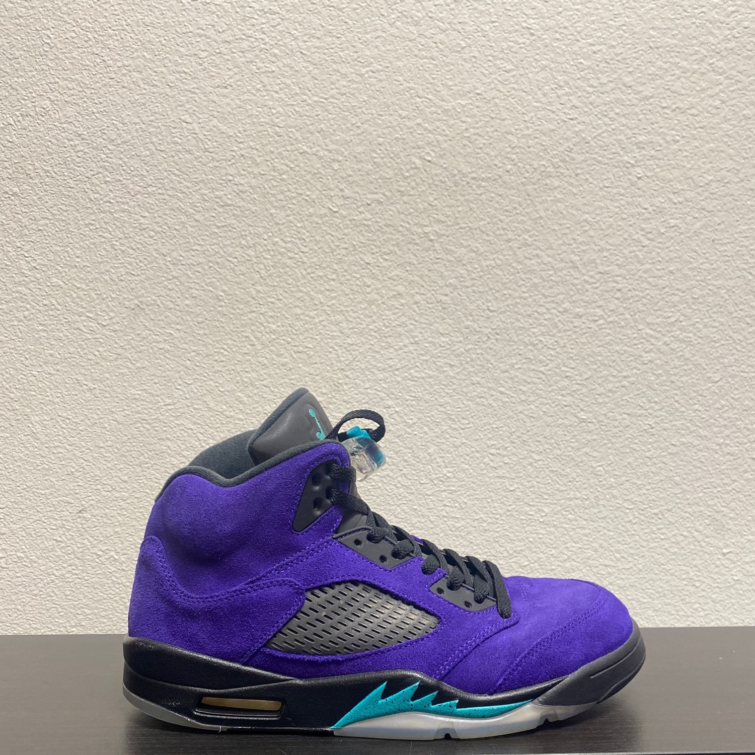 JORDAN 5 ALTERNATIVE GRAPE
