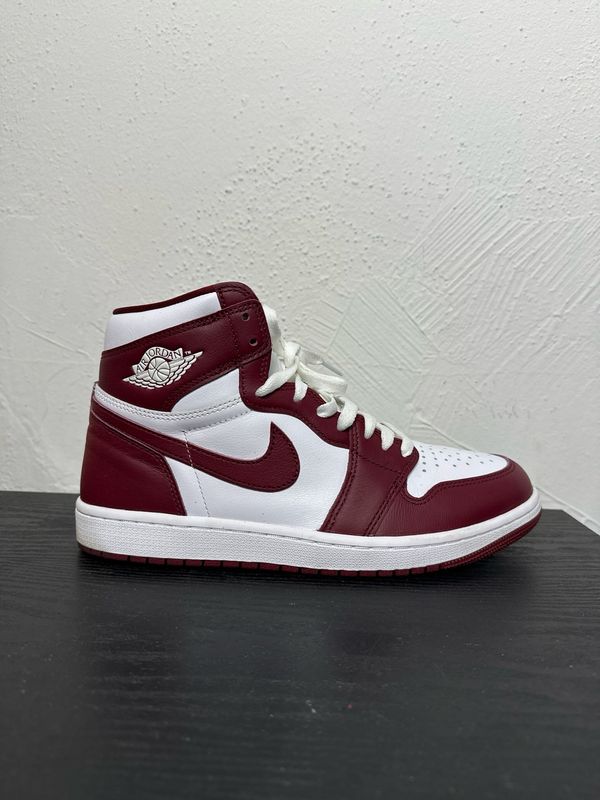 JORDAN 1 TEAM RED (USED)