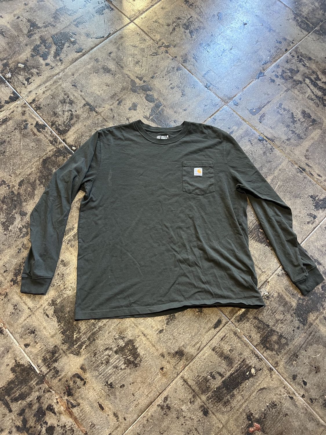 OLIVE GREEN CARHARTT LONG SLEEVE  SZ: XL