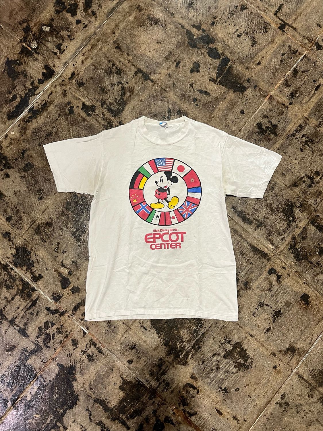 DISNEY EPCOT CENTER TEE SIZE: M