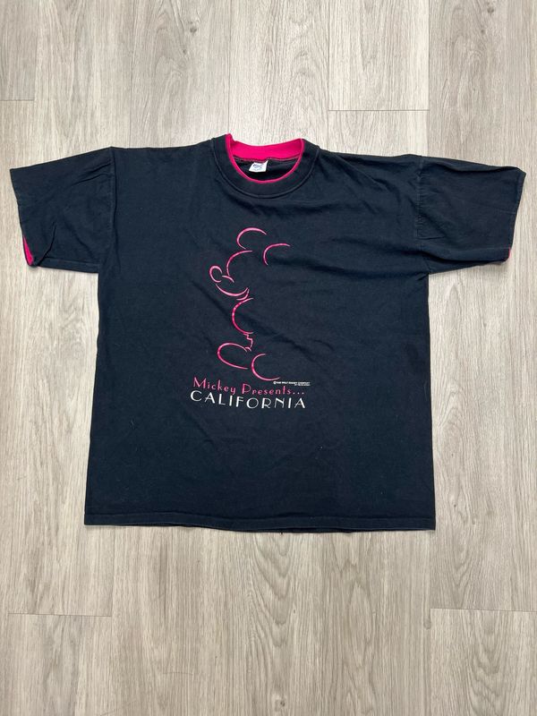 MICKEY PRESENTS CALIFORNIA TEE SZ: L