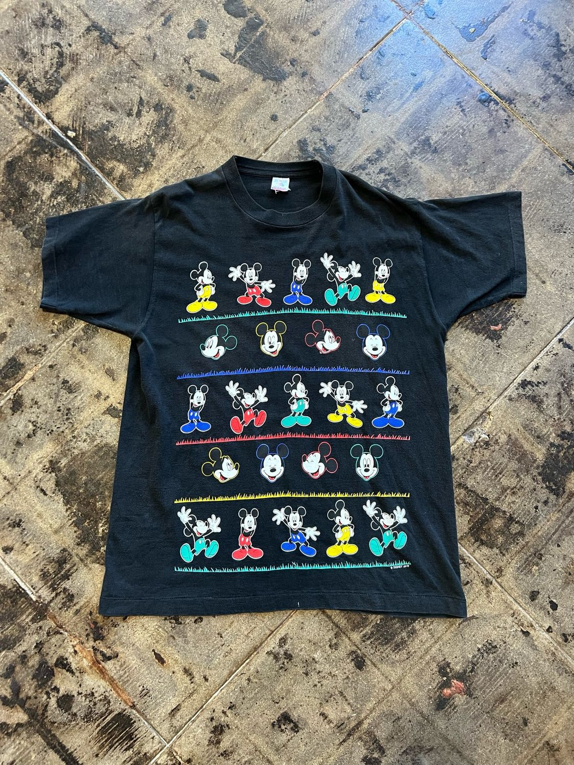 DISNEY MICKEY  T  SZ.XL