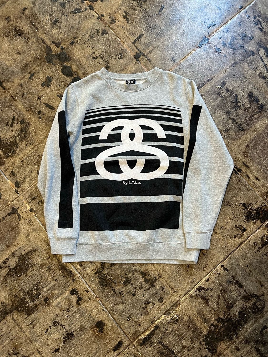 STUSSY GREY CREWNECK SIZE:S