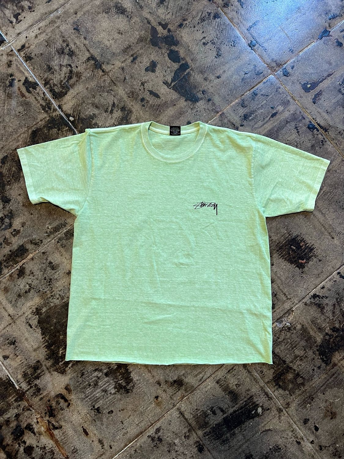 STUSSY TEE SZ: L