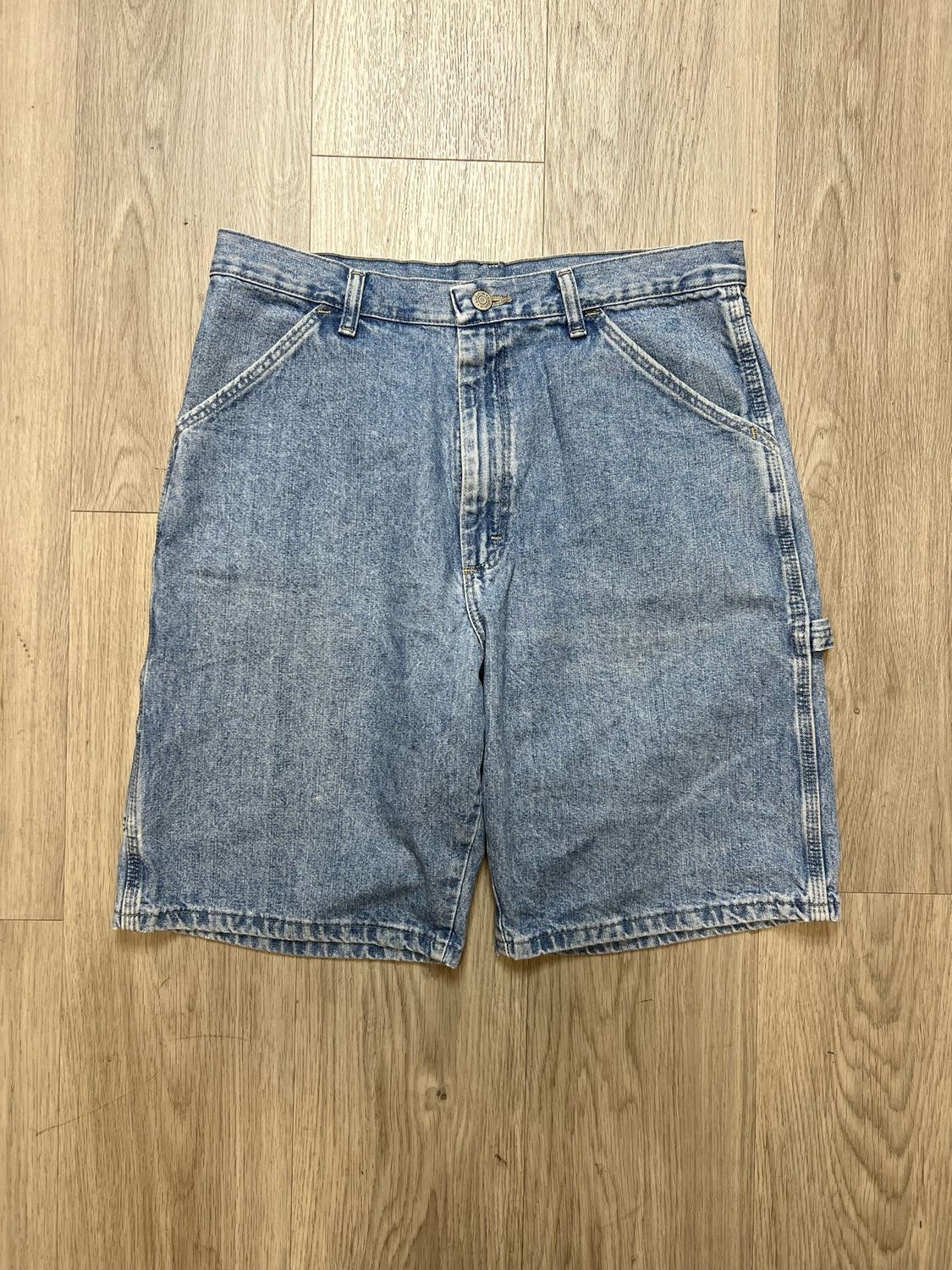 WRANGLER CARPENTER JORTS SZ: 32