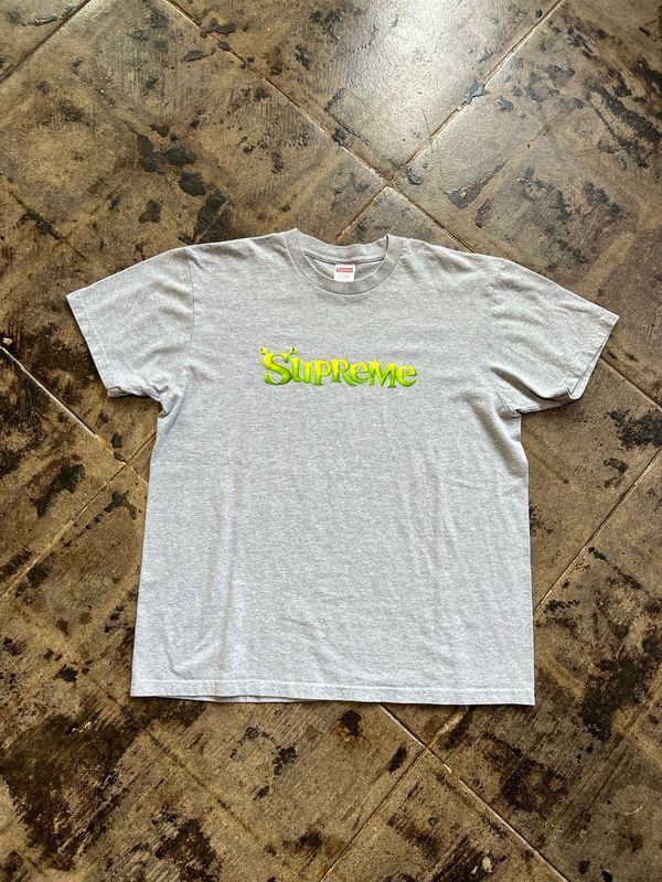 SUPREME SHREK TEE SZ.L