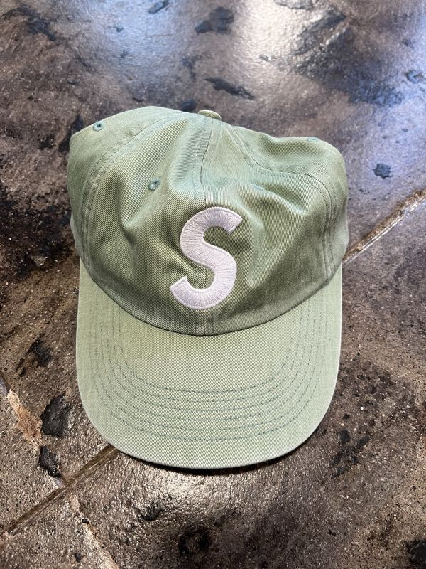 SUPREME  GREEN HAT