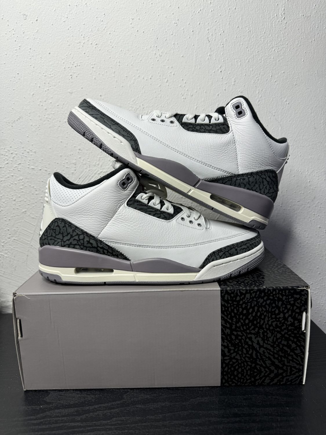 JORDAN 3 CEMENT GREY