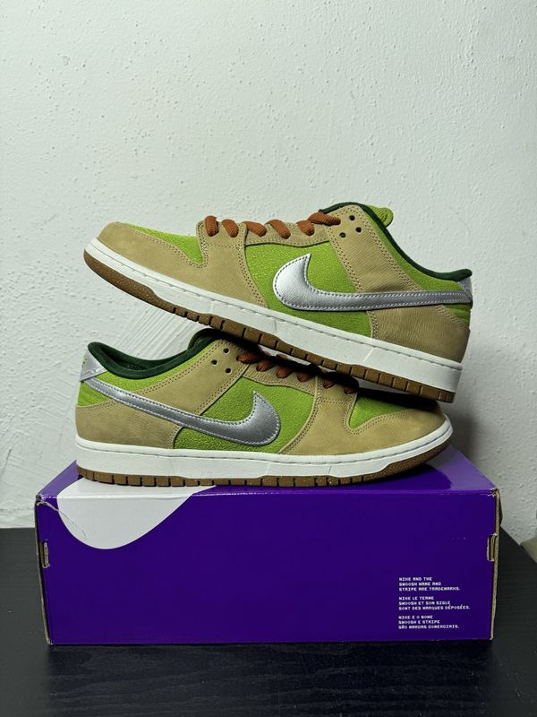 DUNK LOW SB ESCARGOT